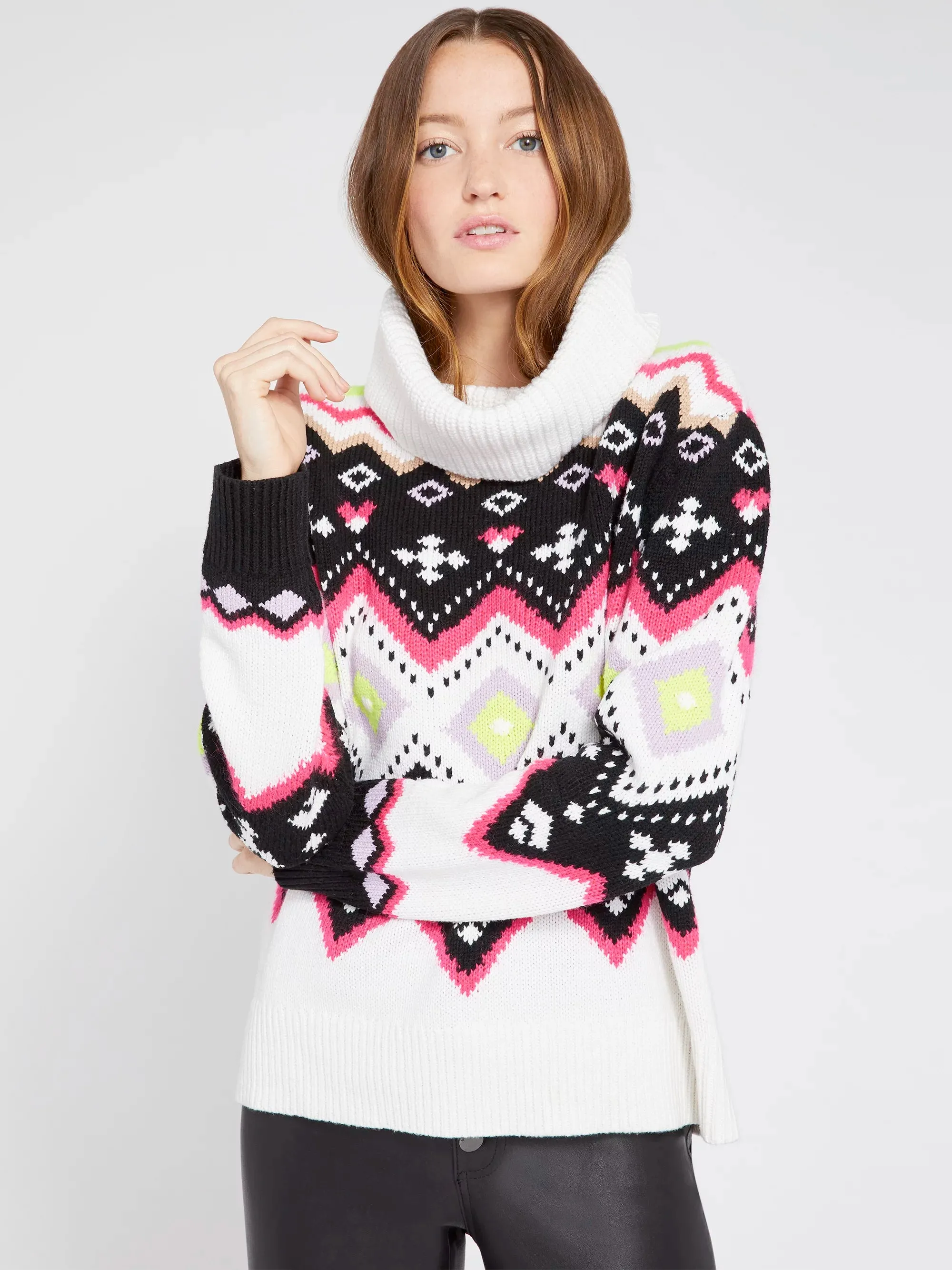 Alice   Olivia - Emett Relaxed Fairisle Turtleneck Sweater in Multi