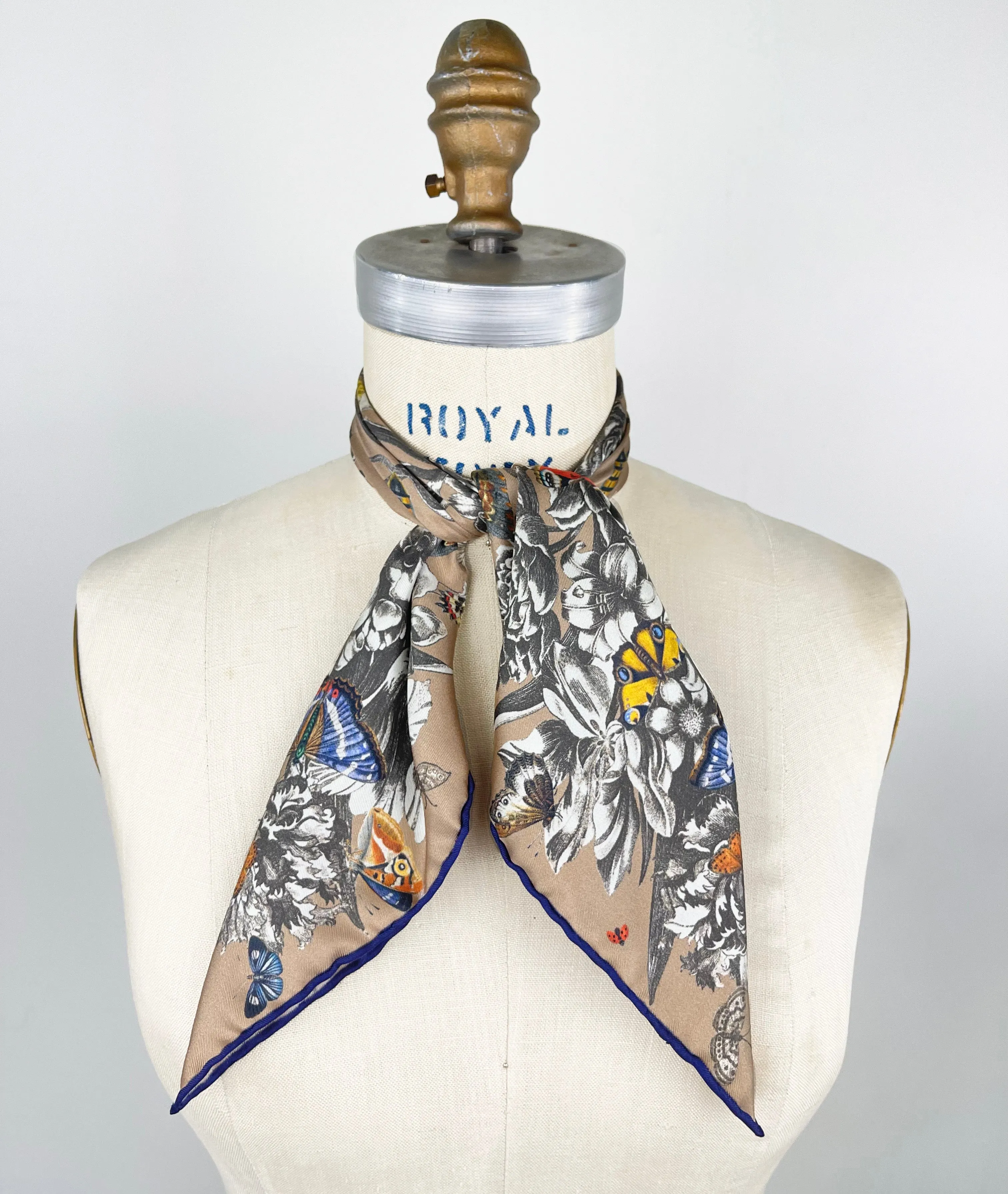 Elwyn Flutterby Bouquet Bandana