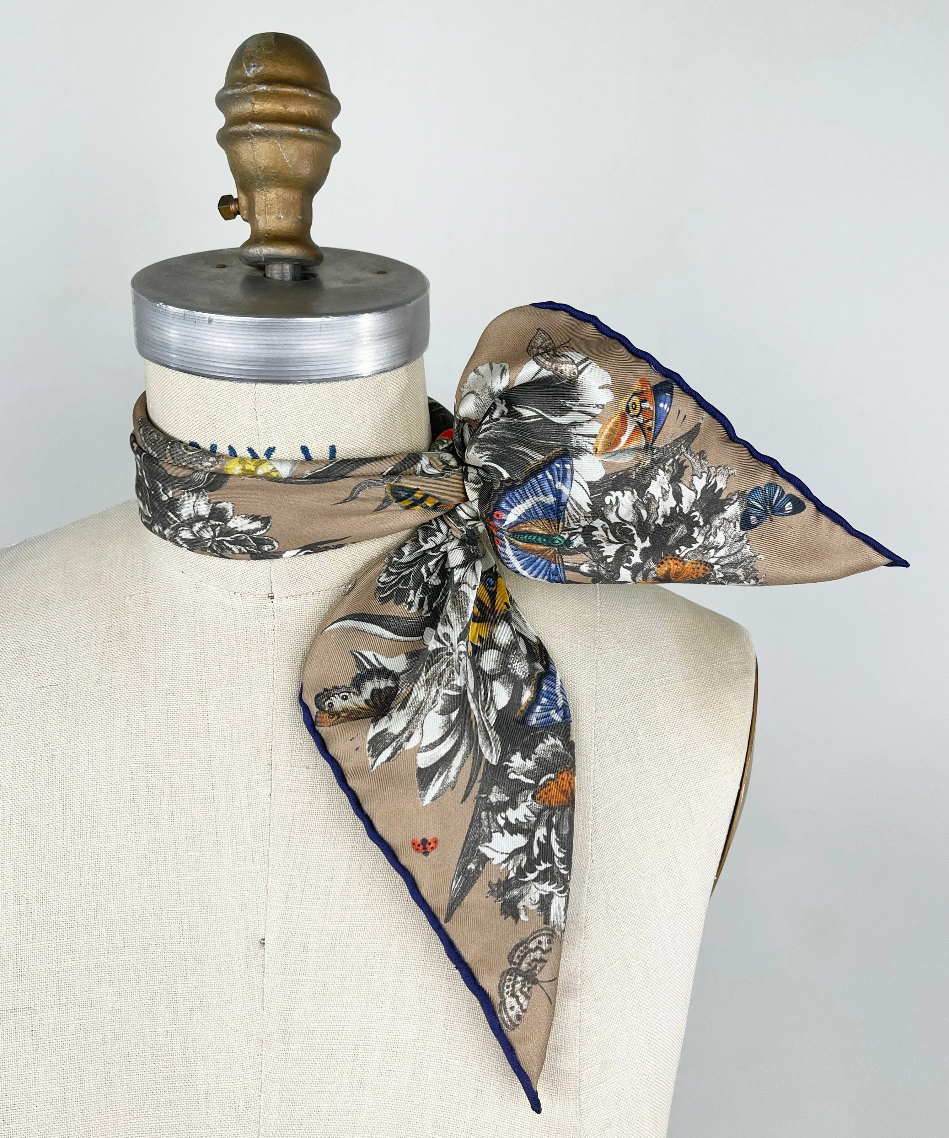 Elwyn Flutterby Bouquet Bandana