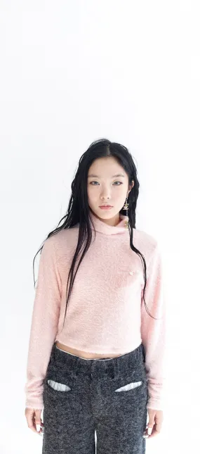 [FAERIE] FW 24 (fa.er.ie) fluffy long turtleneck (pink)