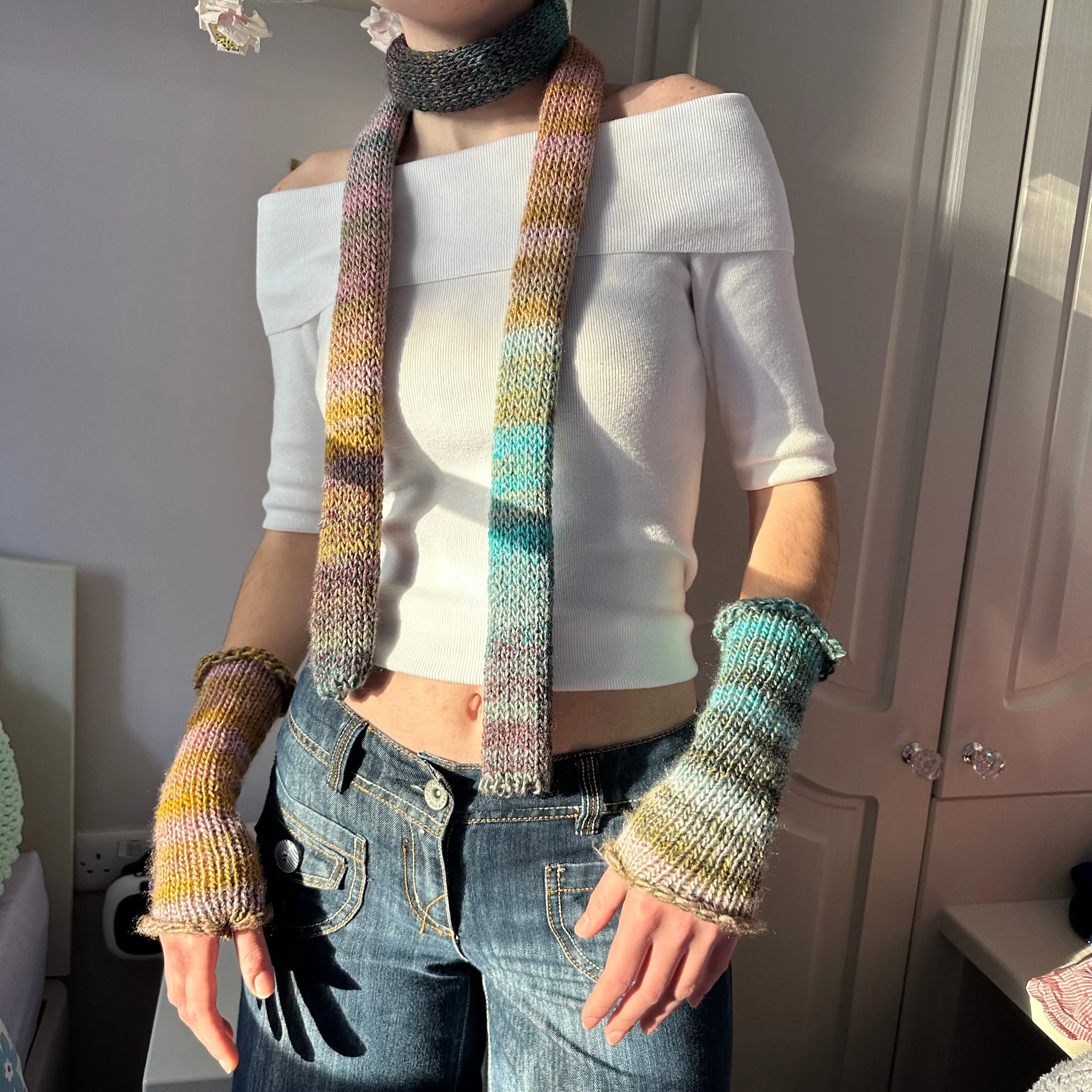 Handmade Alba knitted ombré skinny scarf