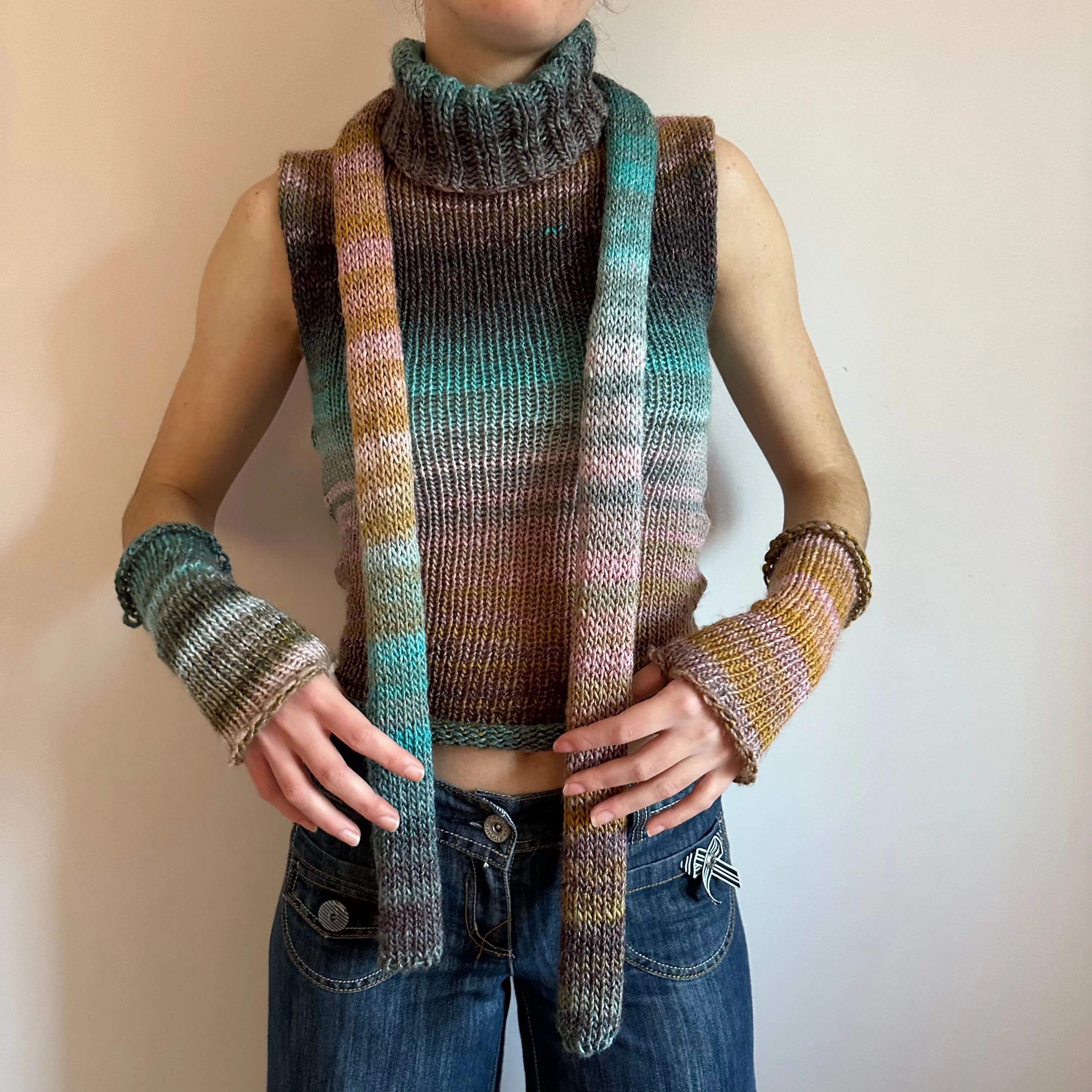 Handmade Alba knitted ombré skinny scarf