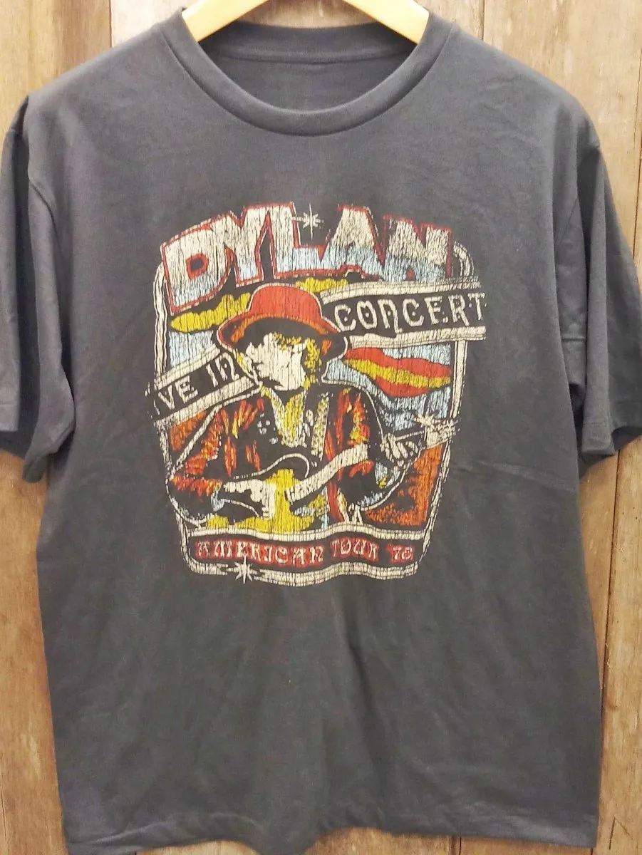 Harmonious Echoes: Dylan's 1978 Tour Tribute Tee