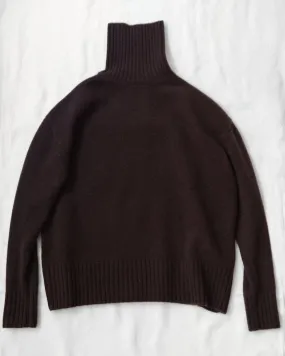 Makie Turtleneck Sweater Chocolate