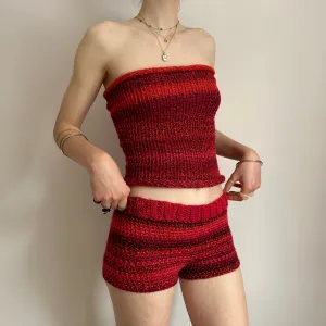 Matching set: ombré red striped crochet shorts and knit bandeau top