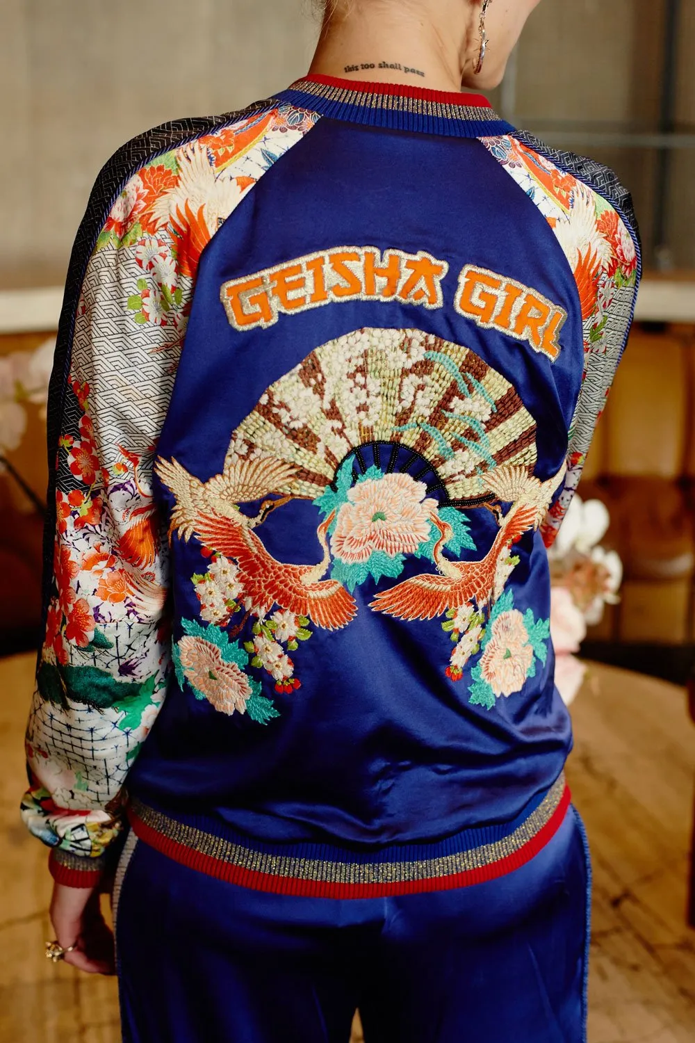 OVERSIZED BOMBER GEISHA GIRL