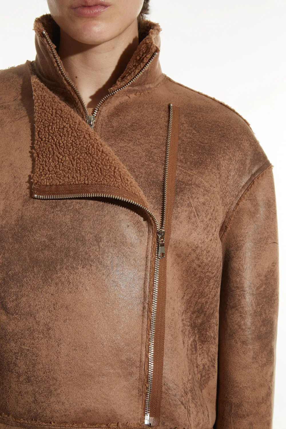 Saint Art New York - Phoebe Faux Sherpa Jacket in Camel