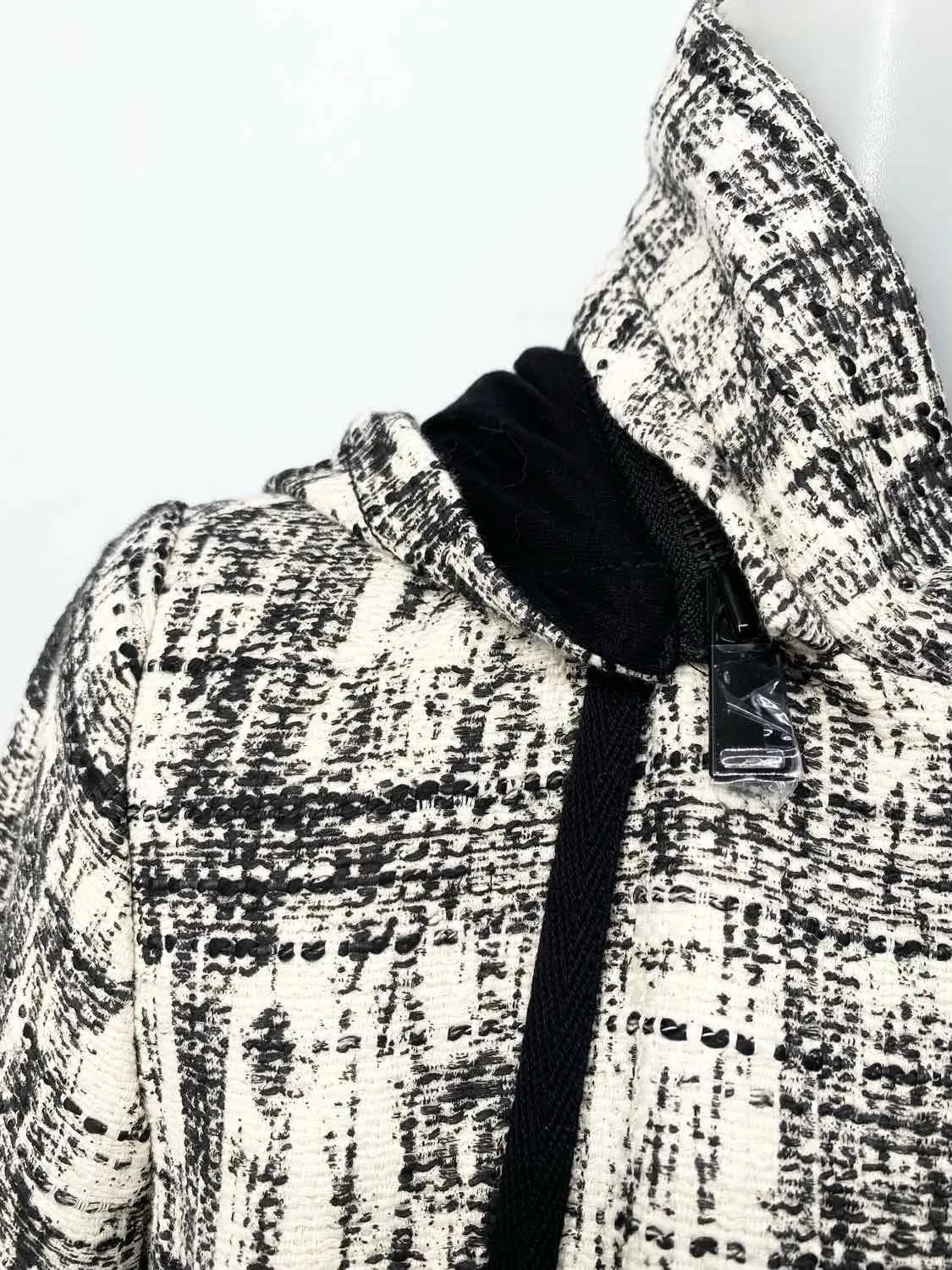 Worth Women's black/white Cotton Blend Tweed Size SP Jacket